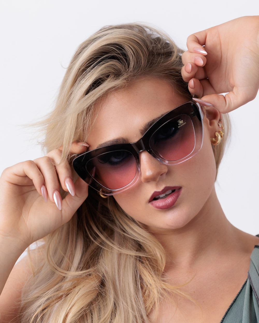 SAGII | LUXURY EYEWEAR | CAT EYE GLASSES